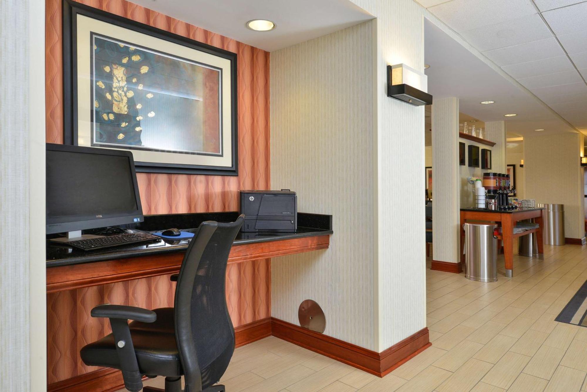 Hampton Inn Farmville Exterior foto